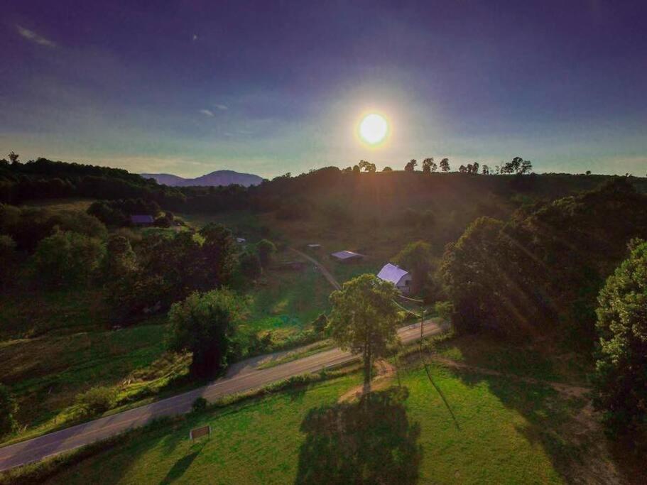 Casa vacanze Foxtail Orchards - The Fox Den Tazewell